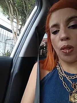 AdelinaVans online show from 06/24/26, 12:15