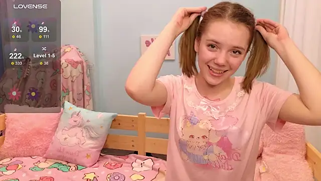 PrincessLittleKiki online show from 10/29/25, 08:38