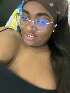 Snapshot of _MARRTINNA_ chatting on 01/14/25, 08:09 MARRTINNA online show from 01/14/25, 08:09