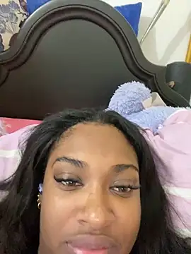 Snapshot of _MARRTINNA_ chatting on 02/12/25, 10:46 MARRTINNA online show from 02/12/25, 10:46