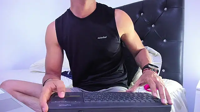 Sebastian-Dash online show from 01/13/25, 11:06