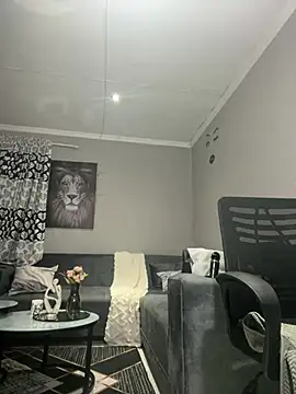 Snapshot of Bootyfulbarbiie chatting on 01/17/25, 08:55 Bootyfulbarbiie online show from 01/17/25, 08:55