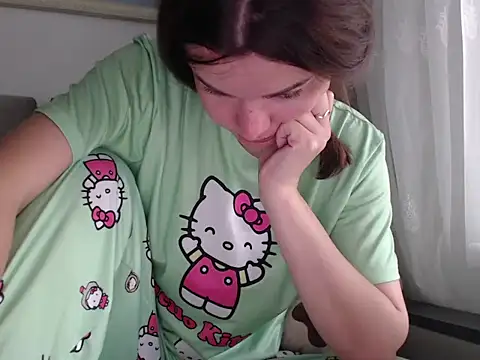  JustmeHere  online show from 10/30/25, 08:49