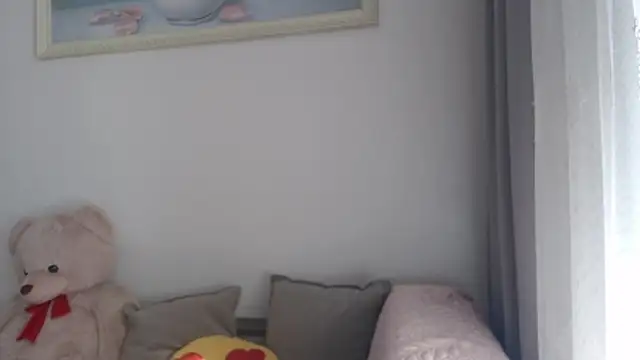 Snapshot of _JustmeHere_ chatting on 12/17/25, 10:54 JustmeHere online show from 12/17/25, 10:54