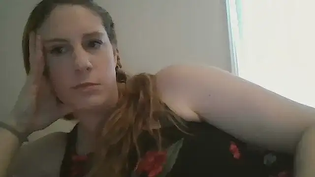 Snapshot of MsLG12301 chatting on 02/16/25, 08:44 MsLG12301 online show from 02/16/25, 08:44