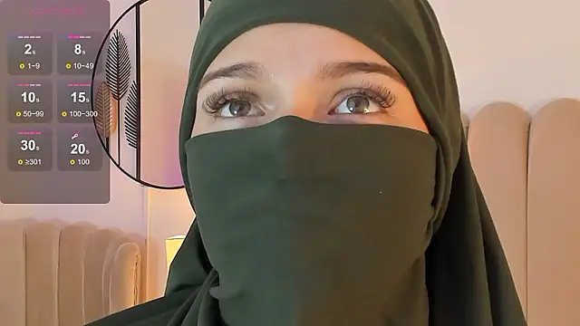 anna-henao online show from 12/04/24, 01:31