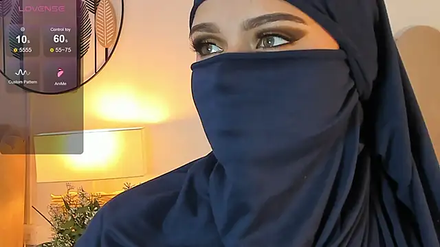 anna-henao online show from 02/12/25, 01:06