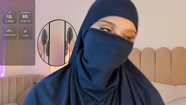 anna-henao online show from 02/25/25, 12:45