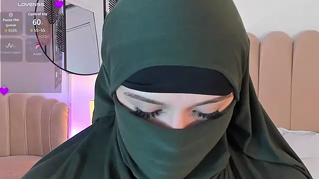 anna-henao online show from 09/09/25, 10:09