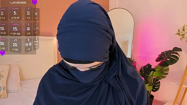 anna-henao online show from 09/24/25, 07:06