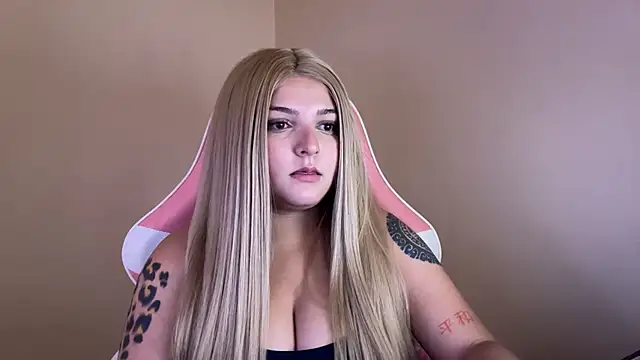 SweetPaige  online show from 01/26/25, 08:45