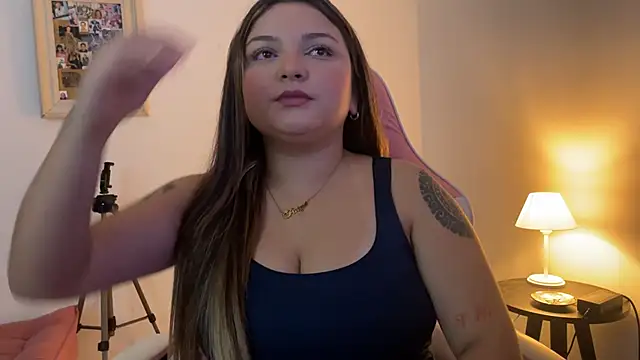 Snapshot of SweetPaige_ chatting on 02/05/26, 08:13 SweetPaige online show from 02/05/26, 08:13