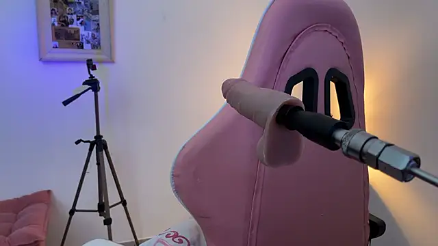 Snapshot of SweetPaige_ chatting on 02/28/26, 02:18 SweetPaige online show from 02/28/26, 02:18