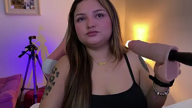 Snapshot of SweetPaige_ chatting on 03/24/26, 01:16 SweetPaige online show from 03/24/26, 01:16