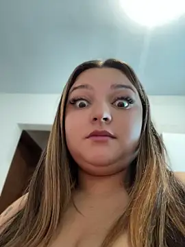 Snapshot of SweetPaige_ chatting on 04/13/26, 11:59 SweetPaige online show from 04/13/26, 11:59