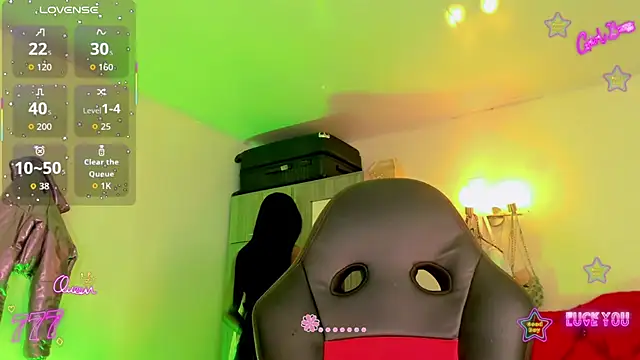 Snapshot of naomy__xx chatting on 03/27/26, 03:01 naomy xx online show from 03/27/26, 03:01