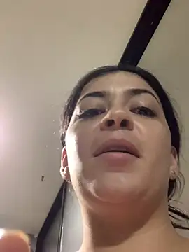 Snapshot of jamilaross chatting on 02/16/25, 10:21 jamilaross online show from 02/16/25, 10:21