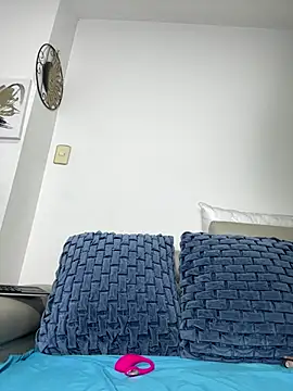 Snapshot of jamilaross chatting on 02/25/25, 04:57 jamilaross online show from 02/25/25, 04:57