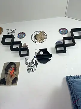 jamilaross online show from 12/14/25, 09:19