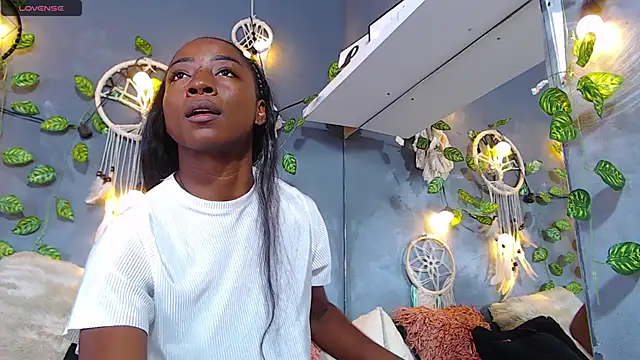 ItsVenuss online show from 03/08/25, 06:16