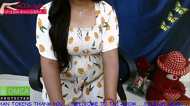  mOOn light  online show from 02/08/25, 07:59