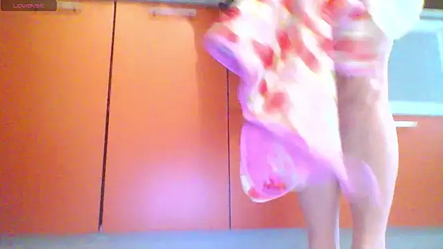 mira robinsonnn online show from 02/18/26, 03:13