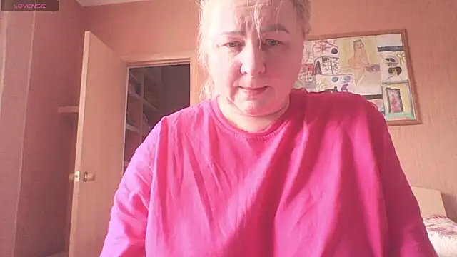 mira robinsonnn online show from 04/06/26, 04:46