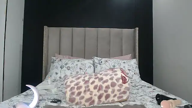 Snapshot of Ms__JOJO chatting on 04/11/26, 10:47 Ms JOJO online show from 04/11/26, 10:47