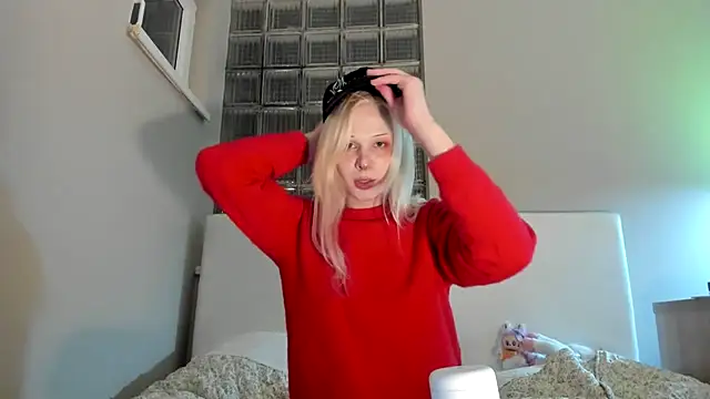 Snapshot of sashakiss99 chatting on 12/20/25, 08:49 sashakiss99 online show from 12/20/25, 08:49