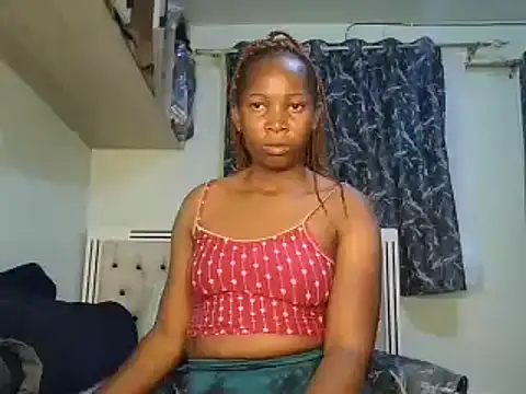 Petitiebooty online show from 01/25/25, 11:34