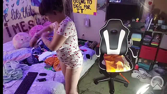 Cloud Master9 online show from 10/05/25, 07:17