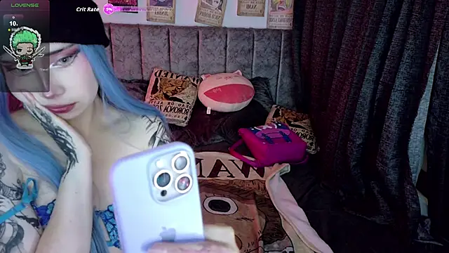 Snapshot of Inori_08 chatting on 10/15/25, 02:11 Inori 08 online show from 10/15/25, 02:11