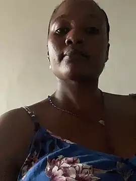 Snapshot of chocogirl01 chatting on 02/14/25, 03:36 chocogirl01 online show from 02/14/25, 03:36