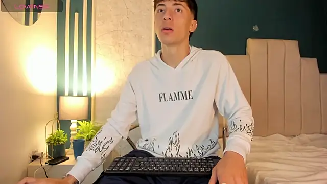 AlessandroDybala online show from 12/30/24, 11:37