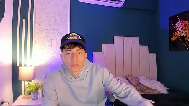 AlessandroDybala online show from 02/21/25, 12:06