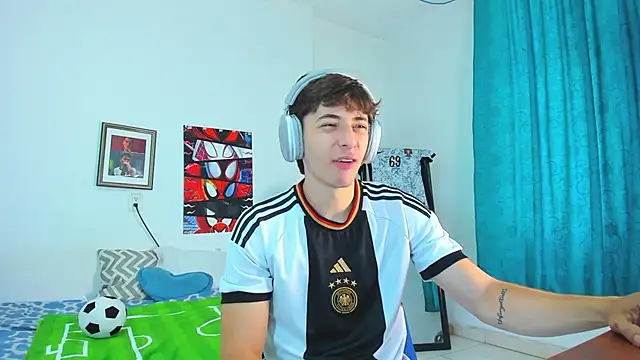 AlessandroDybala online show from 06/02/26, 12:18