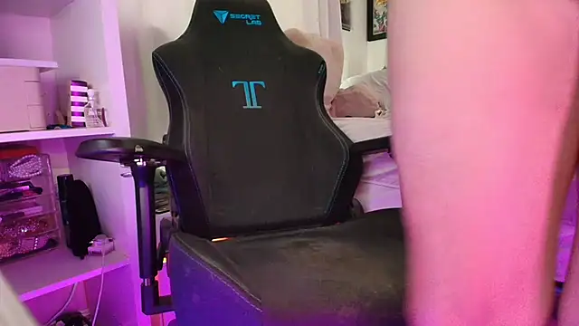 TSCassandraLove online show from 07/28/26, 03:21