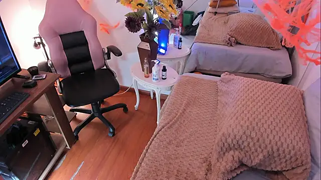 Tom cooper  online show from 10/21/25, 12:50