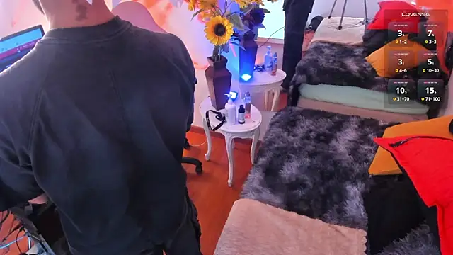 Tom cooper  online show from 10/26/25, 12:33