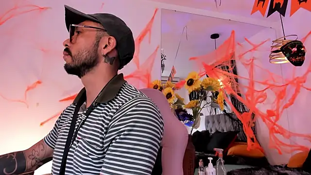 Tom cooper  online show from 10/27/25, 12:42