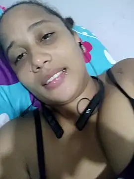 Snapshot of zandra_kiman chatting on 03/23/25, 06:58 zandra kiman online show from 03/23/25, 06:58