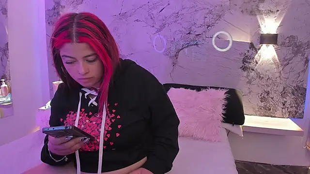 Snapshot of Sofiia-Rubb chatting on 03/27/26, 09:42 Sofiia-Rubb online show from 03/27/26, 09:42