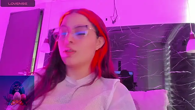 Snapshot of Sofiia-Rubb chatting on 04/05/26, 08:06 Sofiia-Rubb online show from 04/05/26, 08:06