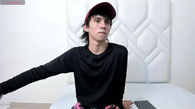 JeanRam18 online show from 09/12/25, 07:58