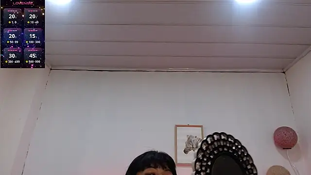 Snapshot of candy_lux_ chatting on 06/27/26, 01:39 candy lux online show from 06/27/26, 01:39