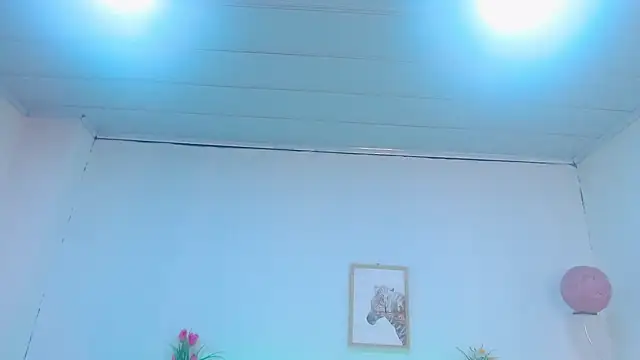 Snapshot of candy_lux_ chatting on 07/29/26, 06:28 candy lux online show from 07/29/26, 06:28