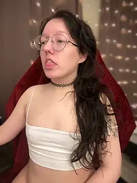 Snapshot of emigooflordXD chatting on 12/23/24, 06:55 emigooflordXD online show from 12/23/24, 06:55