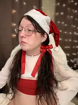 Snapshot of emigooflordXD chatting on 12/25/24, 02:13 emigooflordXD online show from 12/25/24, 02:13