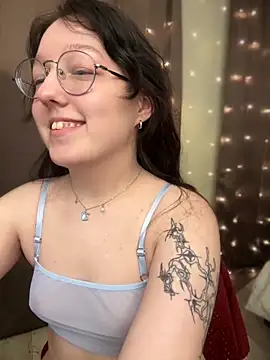 Snapshot of emigooflordXD chatting on 01/09/25, 06:06 emigooflordXD online show from 01/09/25, 06:06