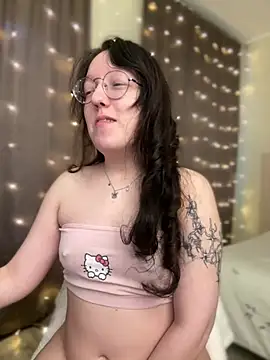 Snapshot of emigooflordXD chatting on 01/25/25, 07:28 emigooflordXD online show from 01/25/25, 07:28